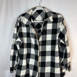 Unbranded Shacket Womens Size S Black White Gray Plaid Flannel Button Up